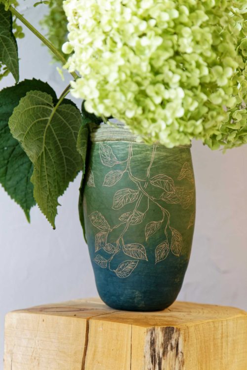 Vase aux feuilles vertes (grand)