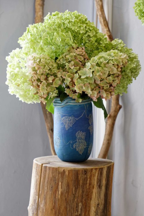 Vase aux feuilles bleues (grand)